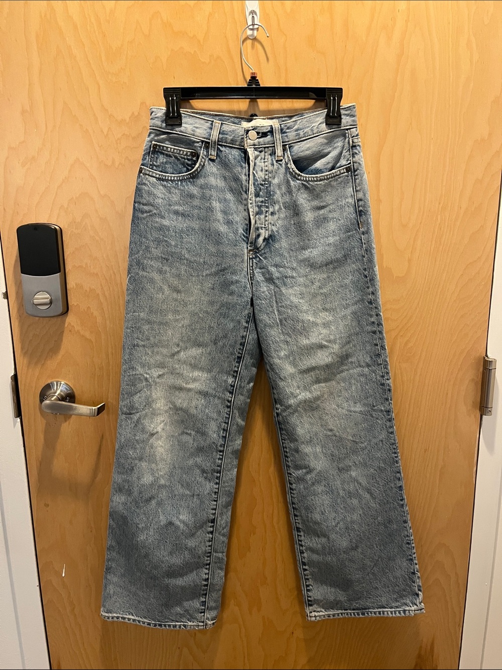 Denim Forum Straight-Leg Women's Jeans in Light Blue Wash